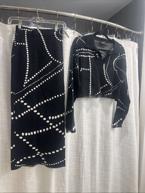 AKIRA Dresses & Skirts - akira sweater and skirt size small geometric